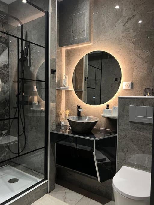Luxueux Appartement Pres De La Cathedrale Strasbourg Luaran gambar